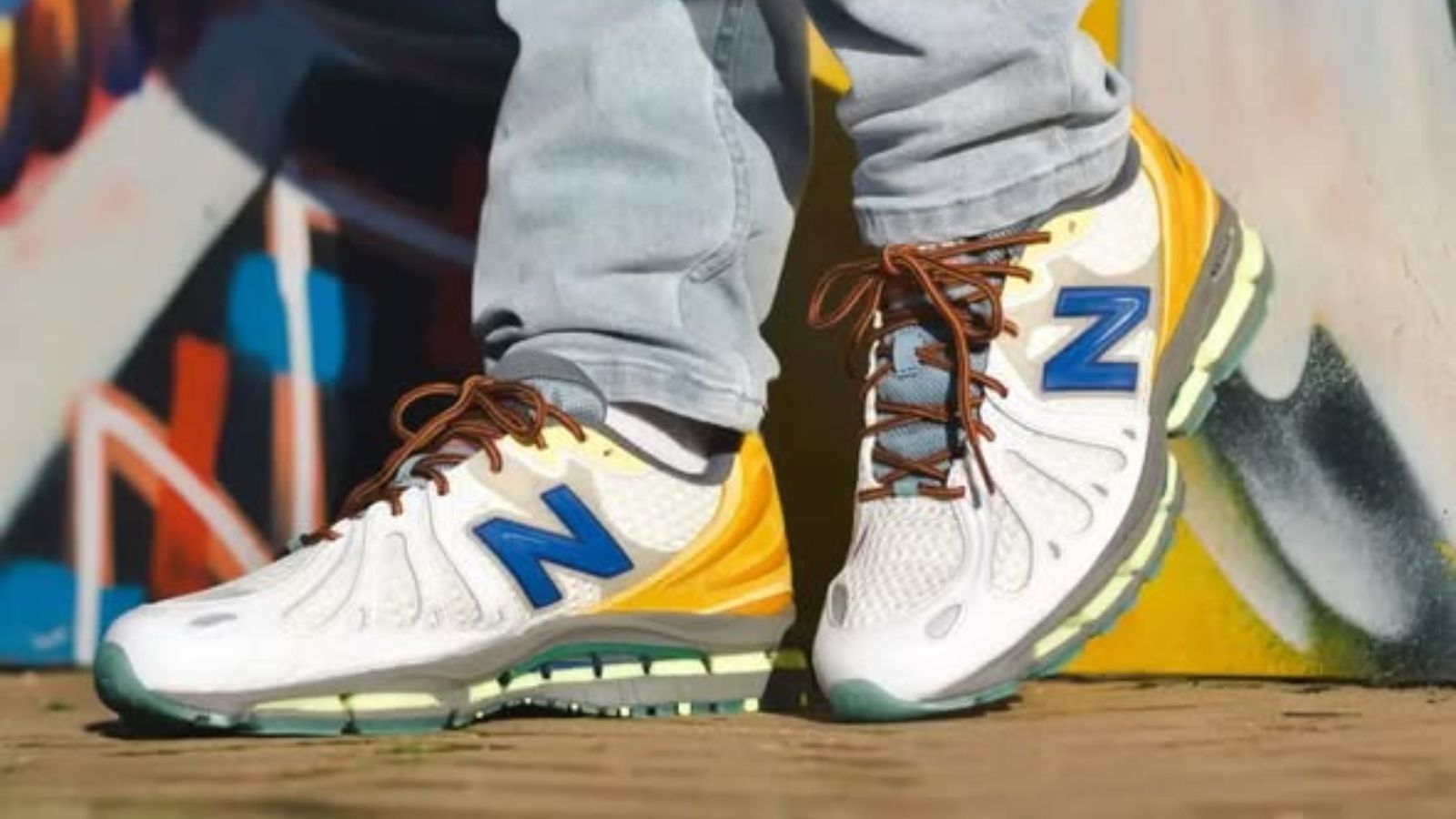 Hinh anh 1: Hinh anh Action Bronson x New Balance 1890 voi thiet ke an tuong