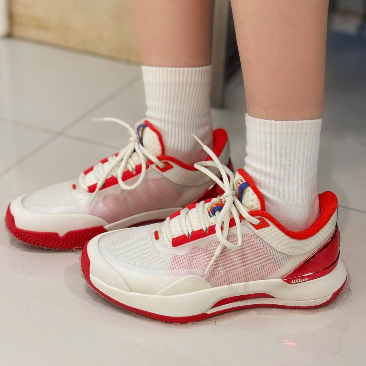 Hinh anh 4: Giay tennis Wilson Intrigue Tour danh cho nu voi thiet ke hien dai va cong nghe tien tien