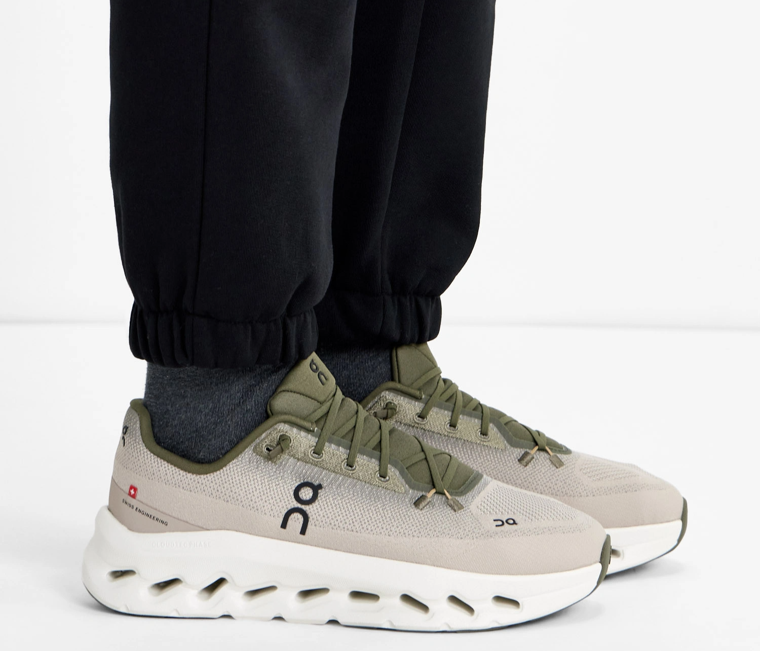 Alternative view of Giày On Running Cloudtilt 'Olive Desert' 3ME10104843