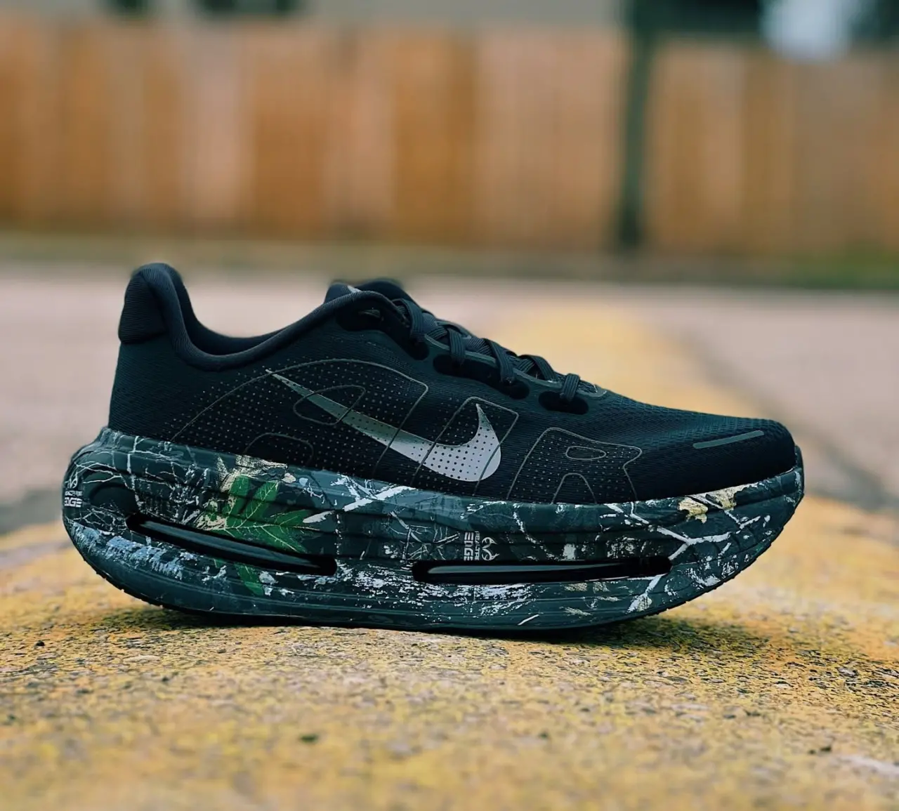 Giày Nike Vomero Premium 'Realtree Camo Black' IO7325-001 - Ảnh 3