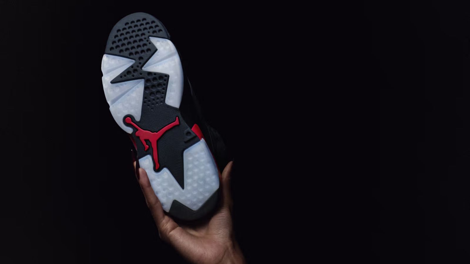 Hinh anh 4: Air Jordan 6 ‘Salesman’ giay sneaker noi bat tu Jordan Brand