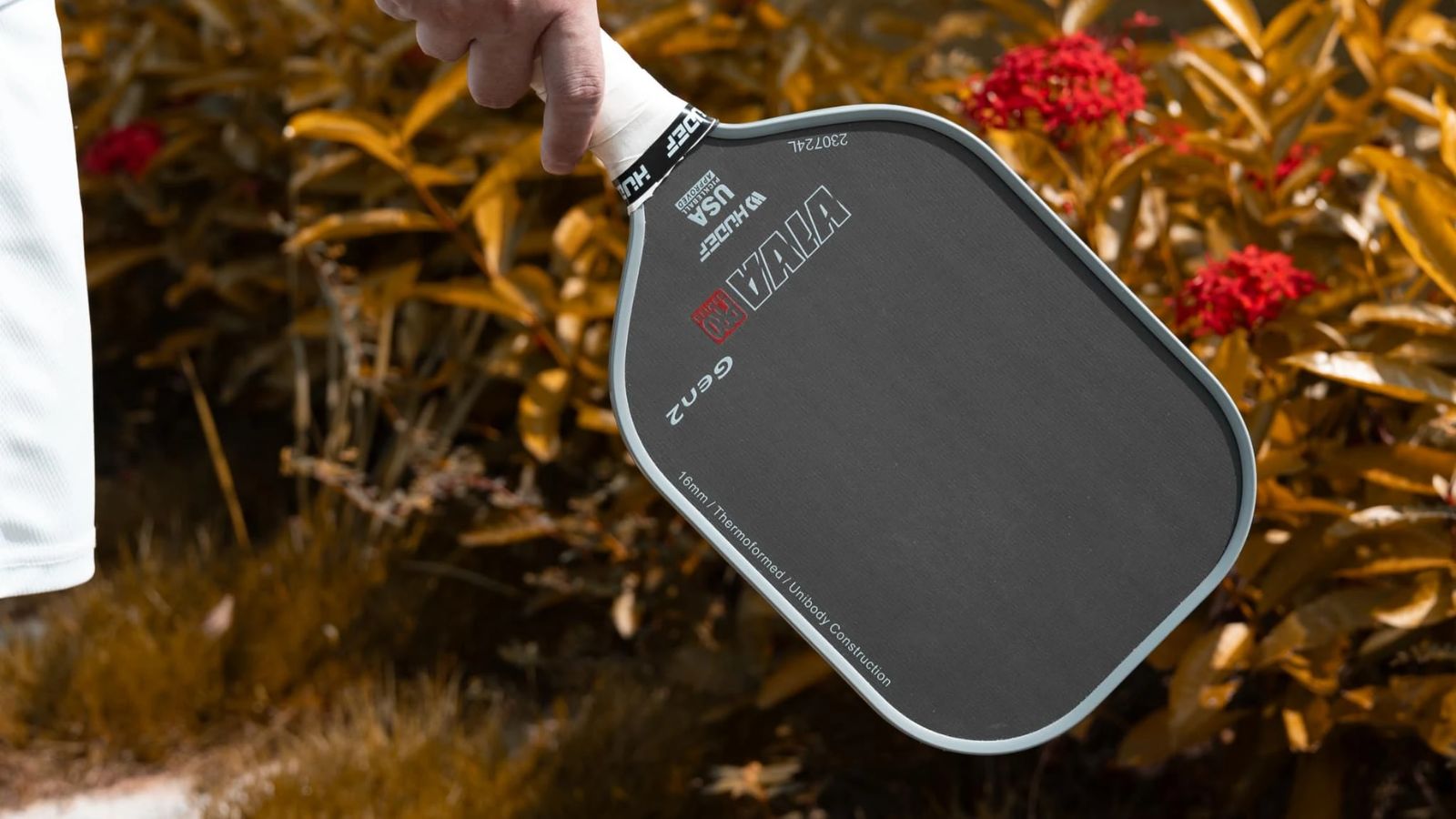 Hinh anh 2: Vot pickleball loi foam hien dai voi do ben cao va hieu suat on dinh