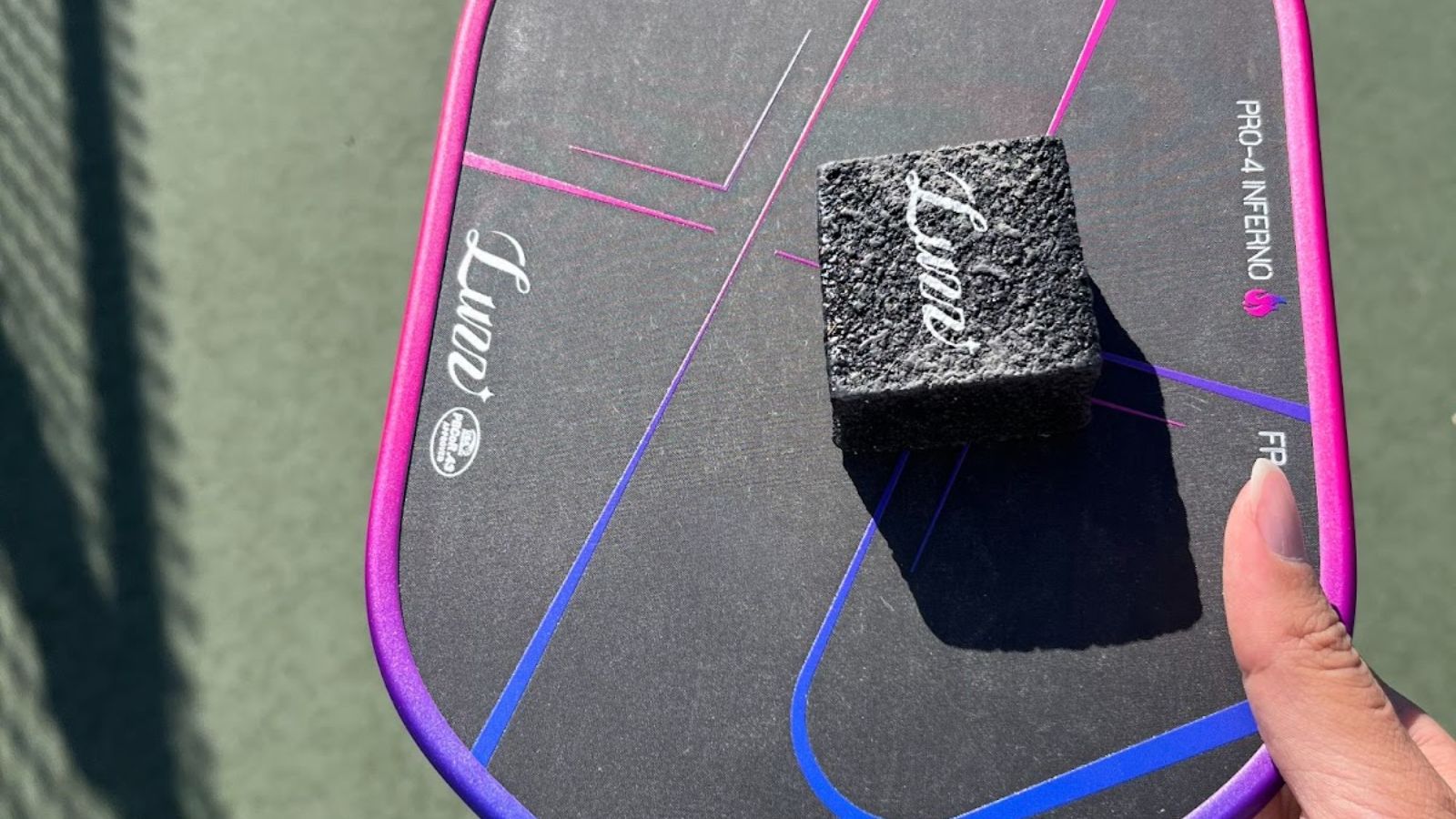 Hinh anh 1: Luzz Pro 4 Inferno - vot pickleball Gen 4 voi thiet ke noi bat va hieu nang cao