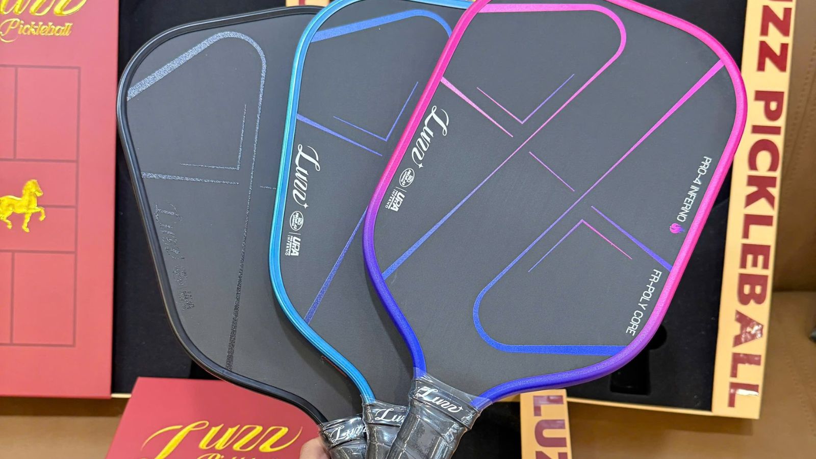 Hinh anh 6: Luzz Pro 4 Inferno - vot pickleball Gen 4 voi thiet ke noi bat va hieu nang cao