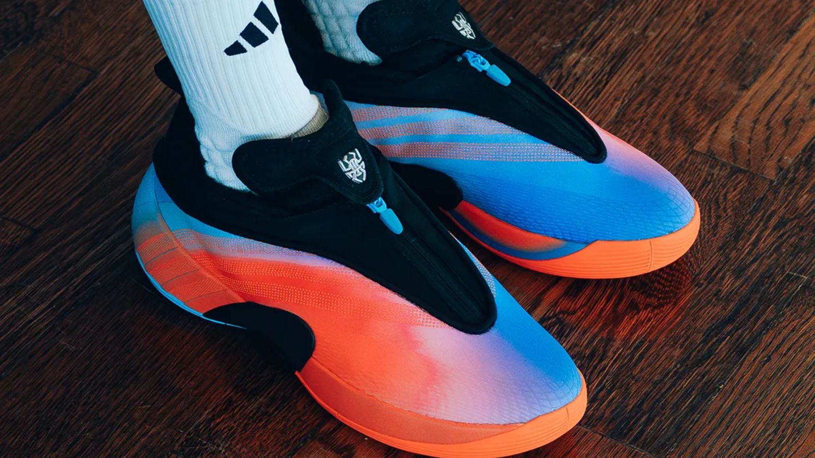 Hinh anh 6: Bo suu tap giay adidas All-Star 2026 voi phoi mau noi bat tai NBA All-Star LA.