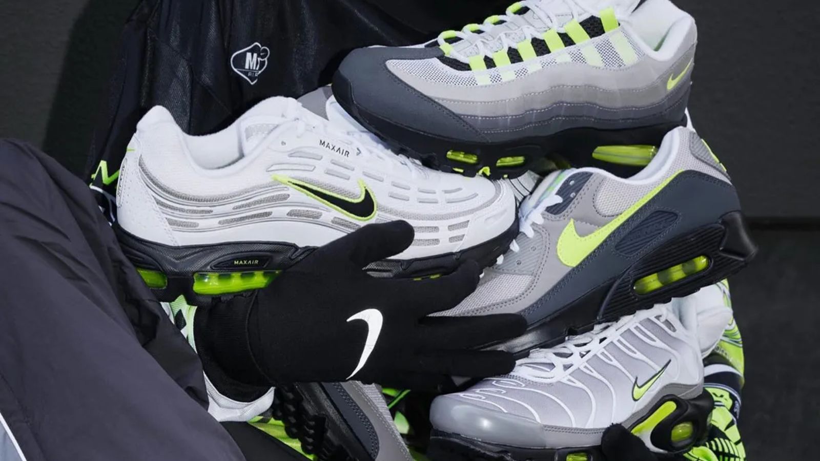 Hinh anh 1: Hinh anh bo suu tap Nike Air Max Neon Pack 2026 voi thiet ke mau sac tao bao