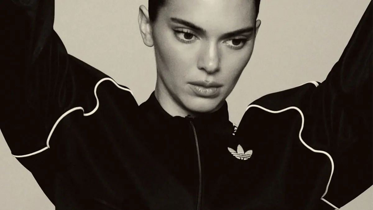 Kendall Jenner tro thanh guong mat dai dien toan cau cho adidas Originals, dien trang phuc va sneaker the thao doi thuong.