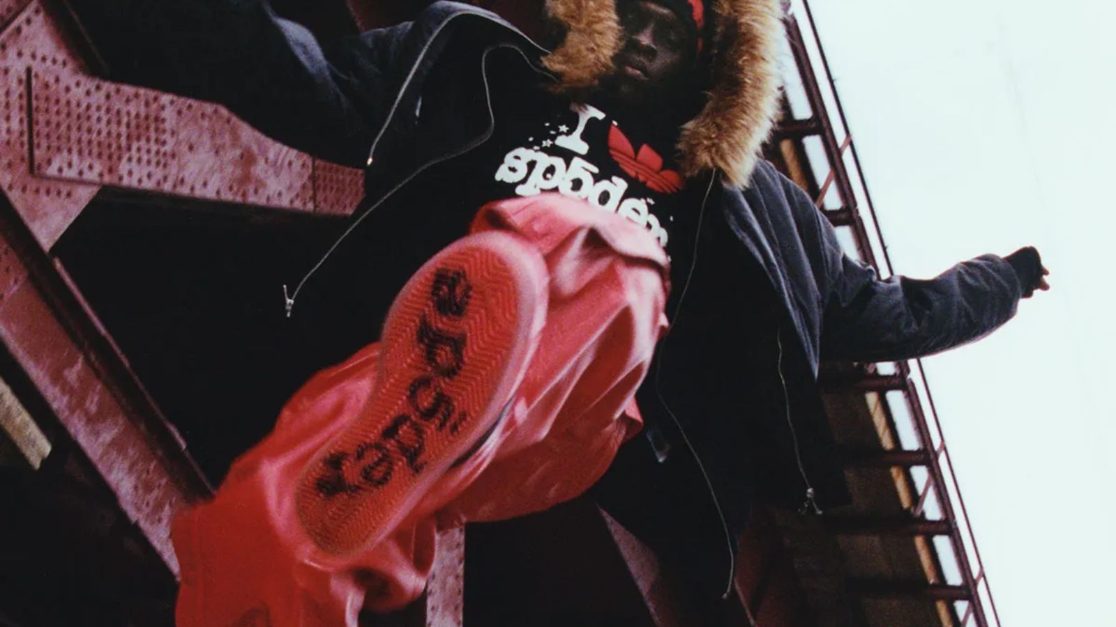 Hinh anh 4: Giay SP5DER x adidas Superstar Supermodified 2026 voi thiet ke shell toe cua Young Thug