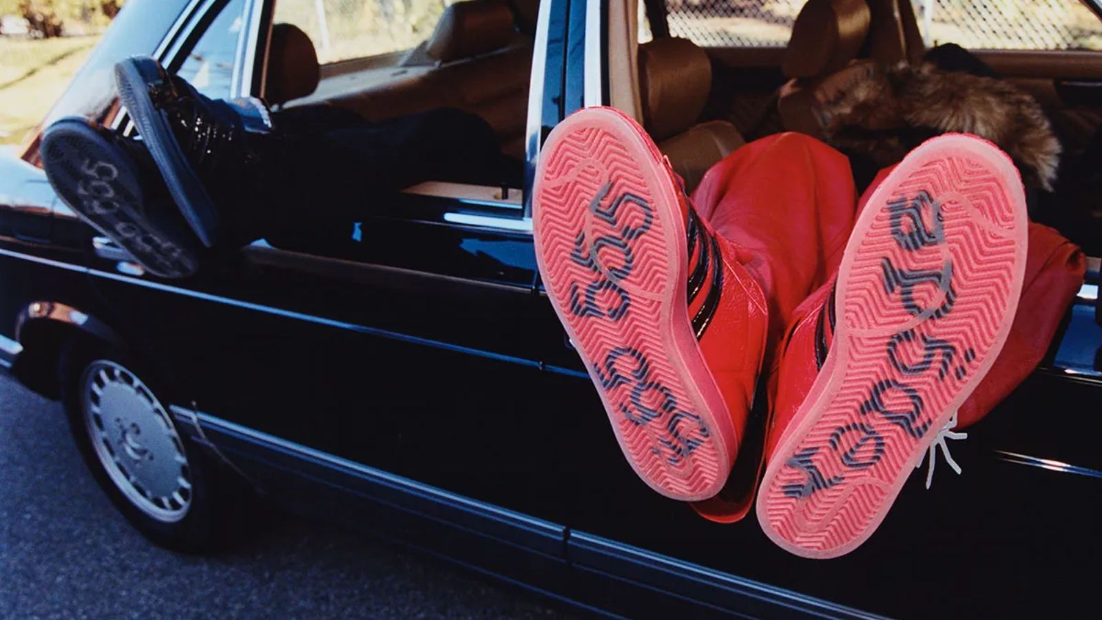 Hinh anh 6: Giay SP5DER x adidas Superstar Supermodified 2026 voi thiet ke shell toe cua Young Thug