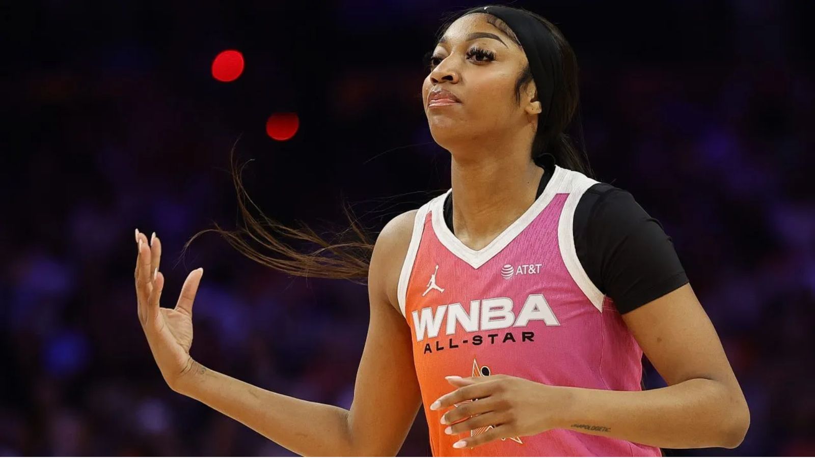 Hinh anh 7: Giay Reebok Angel Reese 1 voi thiet ke tie-dye da sac