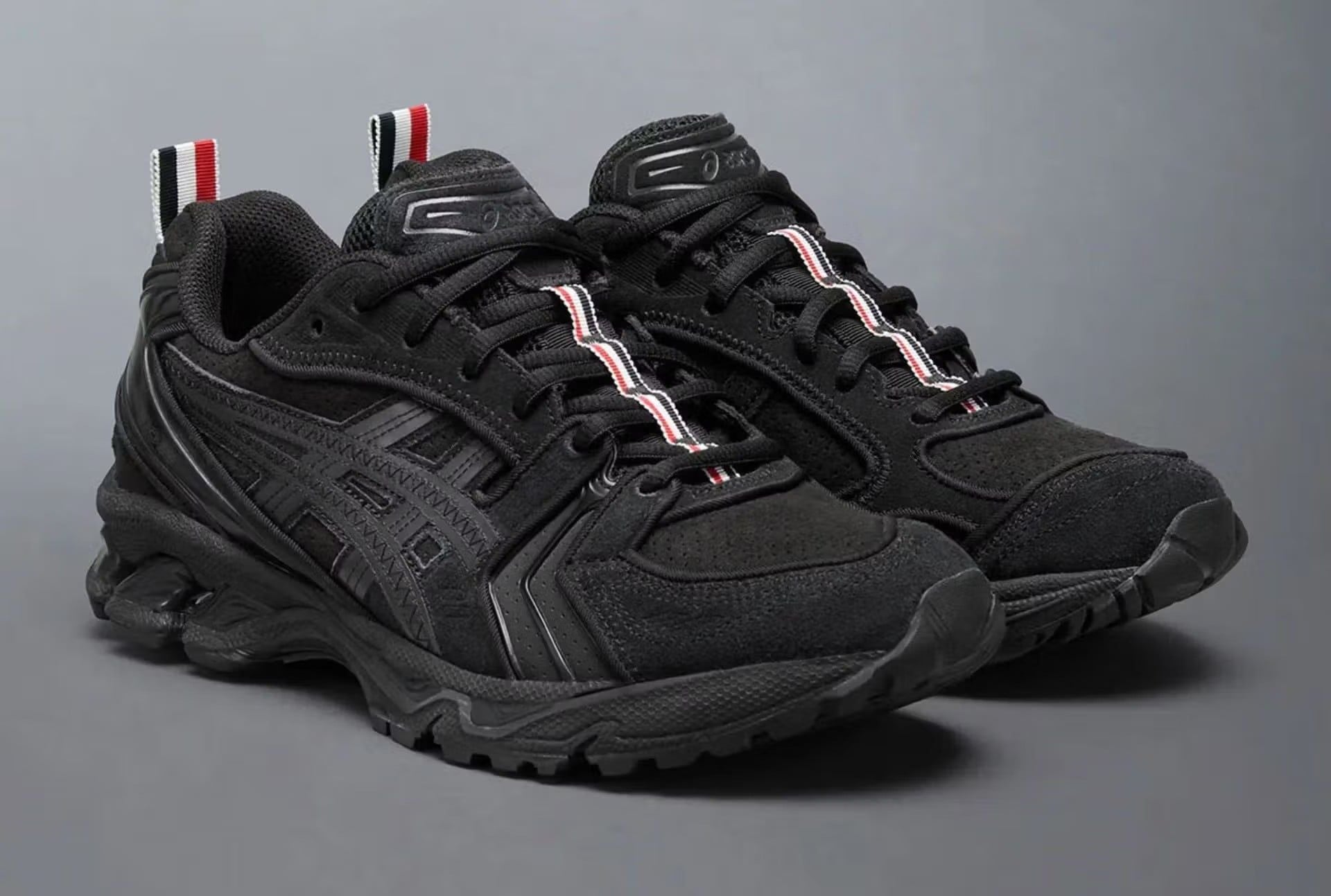Thom Browne x ASICS GEL-Kayano 14: Collab Đáng Mua 2026