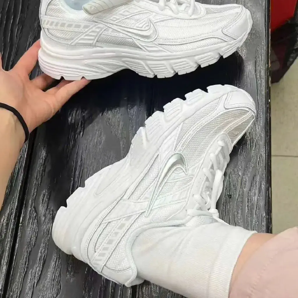 Alternative view of Giày Nike Initiator 'White' 394053-100
