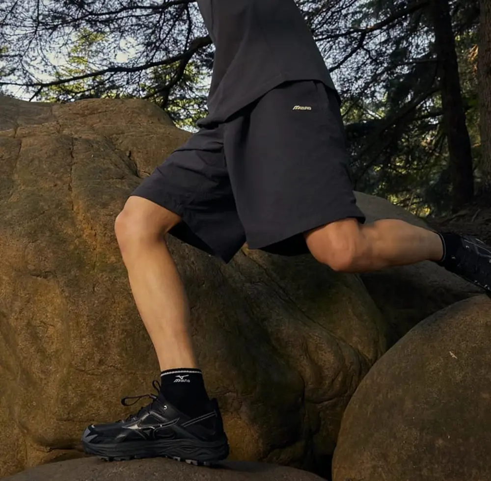Alternative view of Giày Mizuno Racer Trail SE 'Triple Black' D1GH241903