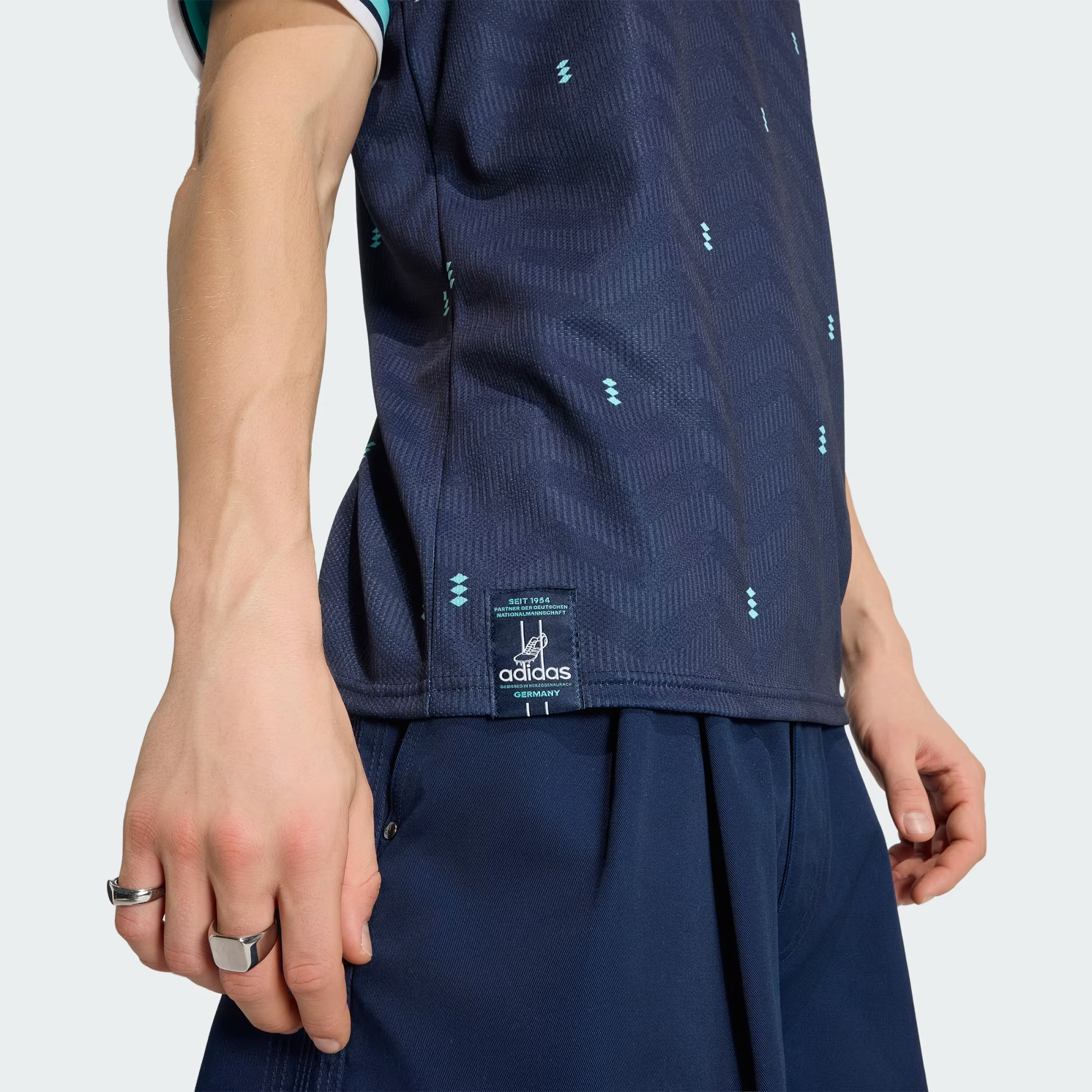 Alternative view of Áo Adidas Germany 26 Away Jersey 'Collegiate Navy' JN2074