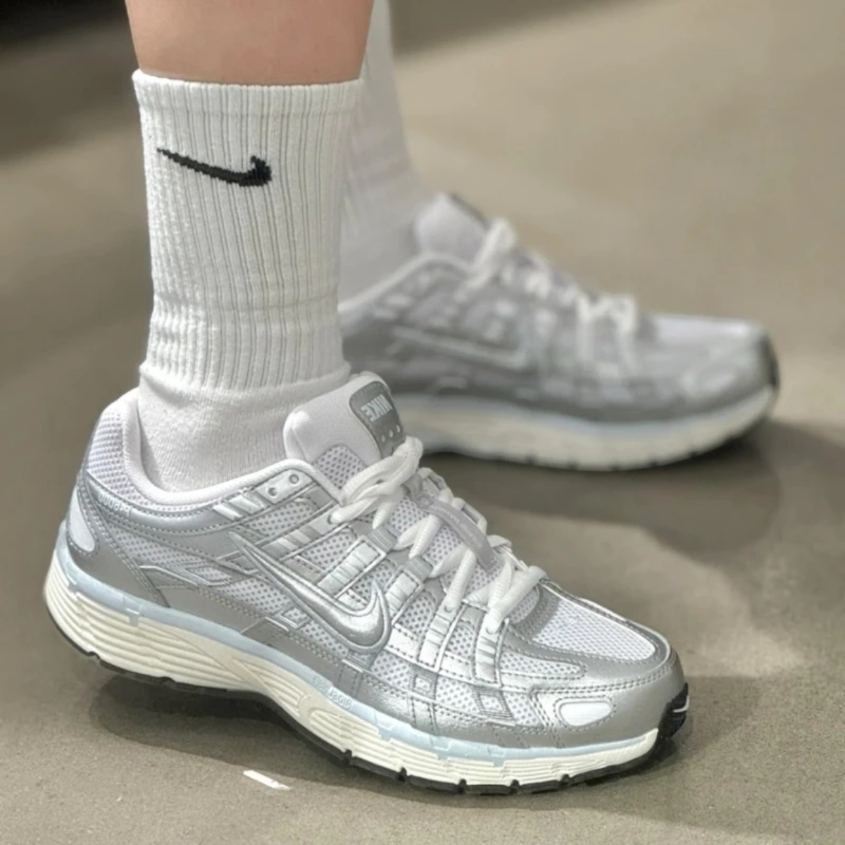 Alternative view of Giày Nike P-6000 'Blue Tint Metallic Silver' BV1021-106