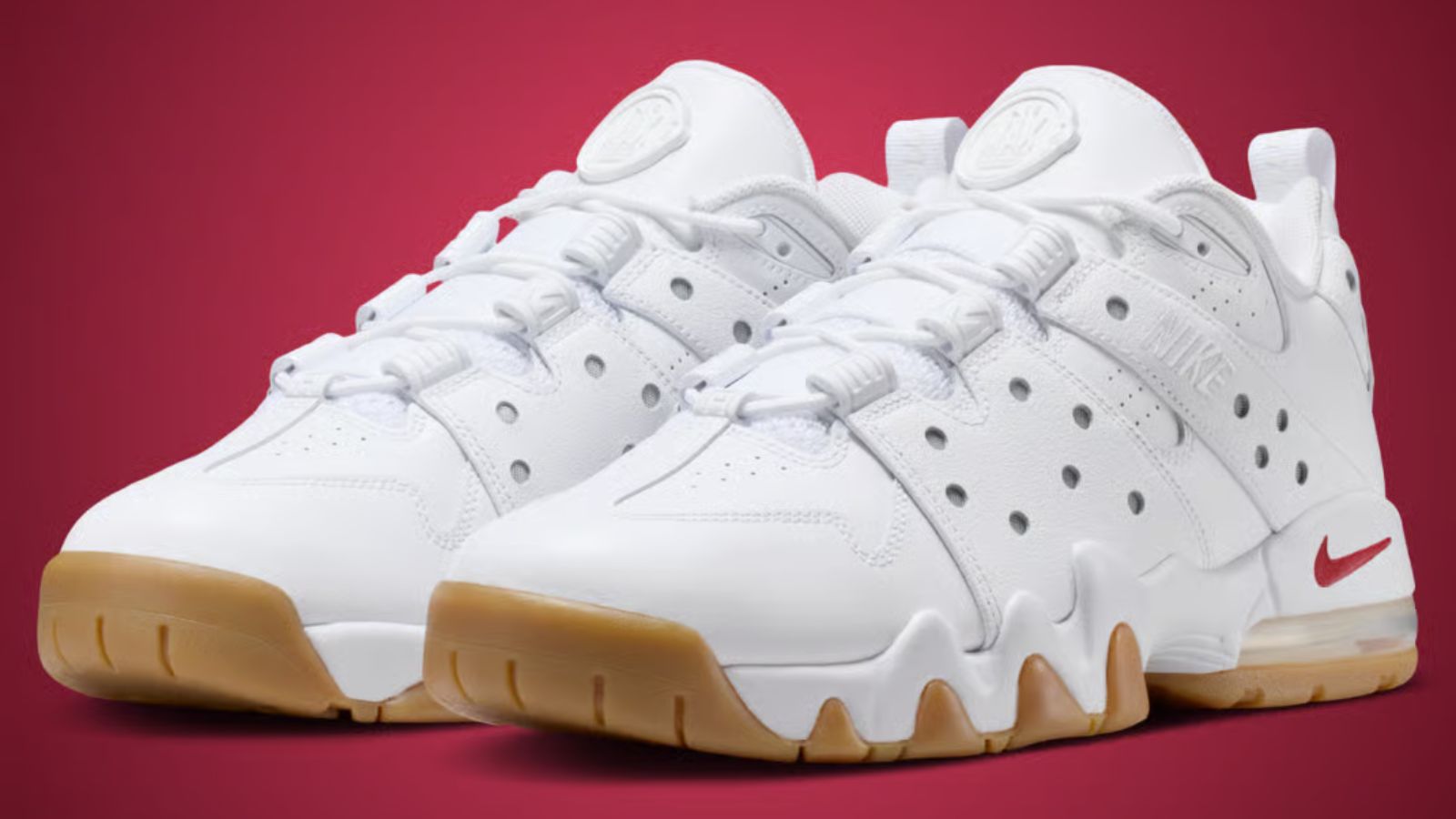 Hinh anh 6: Giay Supreme x Nike SB Air Max CB ‘94 Low phoi mau den, trang, va vang metallic cho tuan 2 SS26