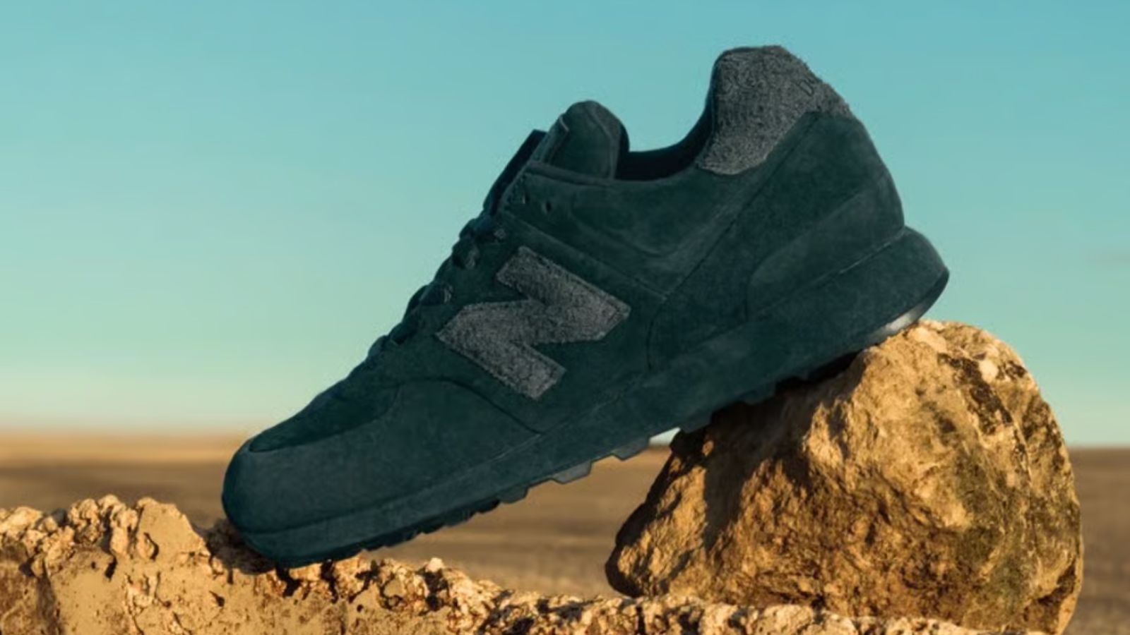 Hinh anh 3: Hinh anh giay Stone Island x New Balance 574 Ghost phien ban Dust Grey, Dark Beige, Slate Blue