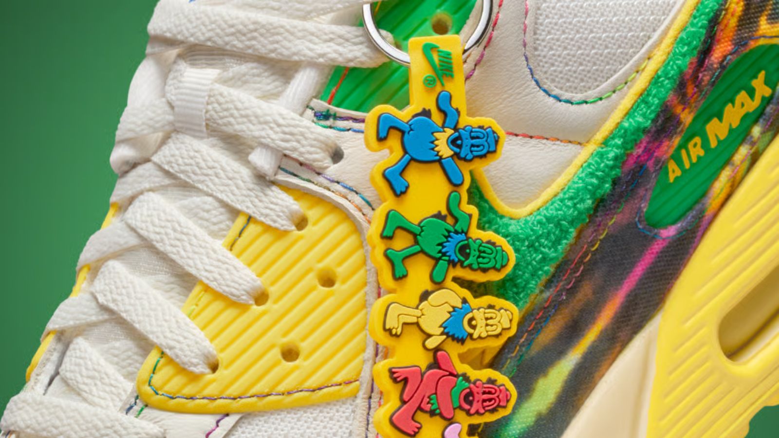 Hinh anh 7: Nike Air Max 90 Grateful Ducks phien ban restock 2026 voi thiet ke tie-dye va gau nhay mua.