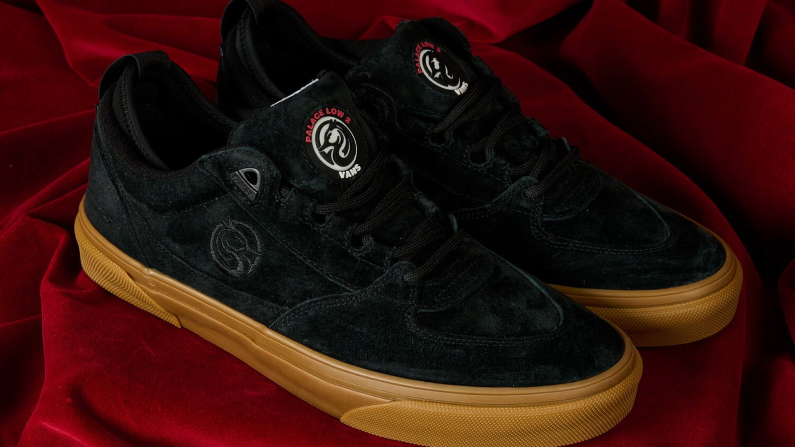 Hinh anh 1: Hinh anh phoi mau giay Palace x Vans Low 2 moi