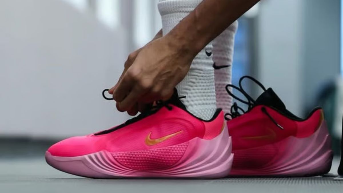 Giannis Antetokounmpo ra mat doi giay Nike Giannis Freak 8 moi nhat