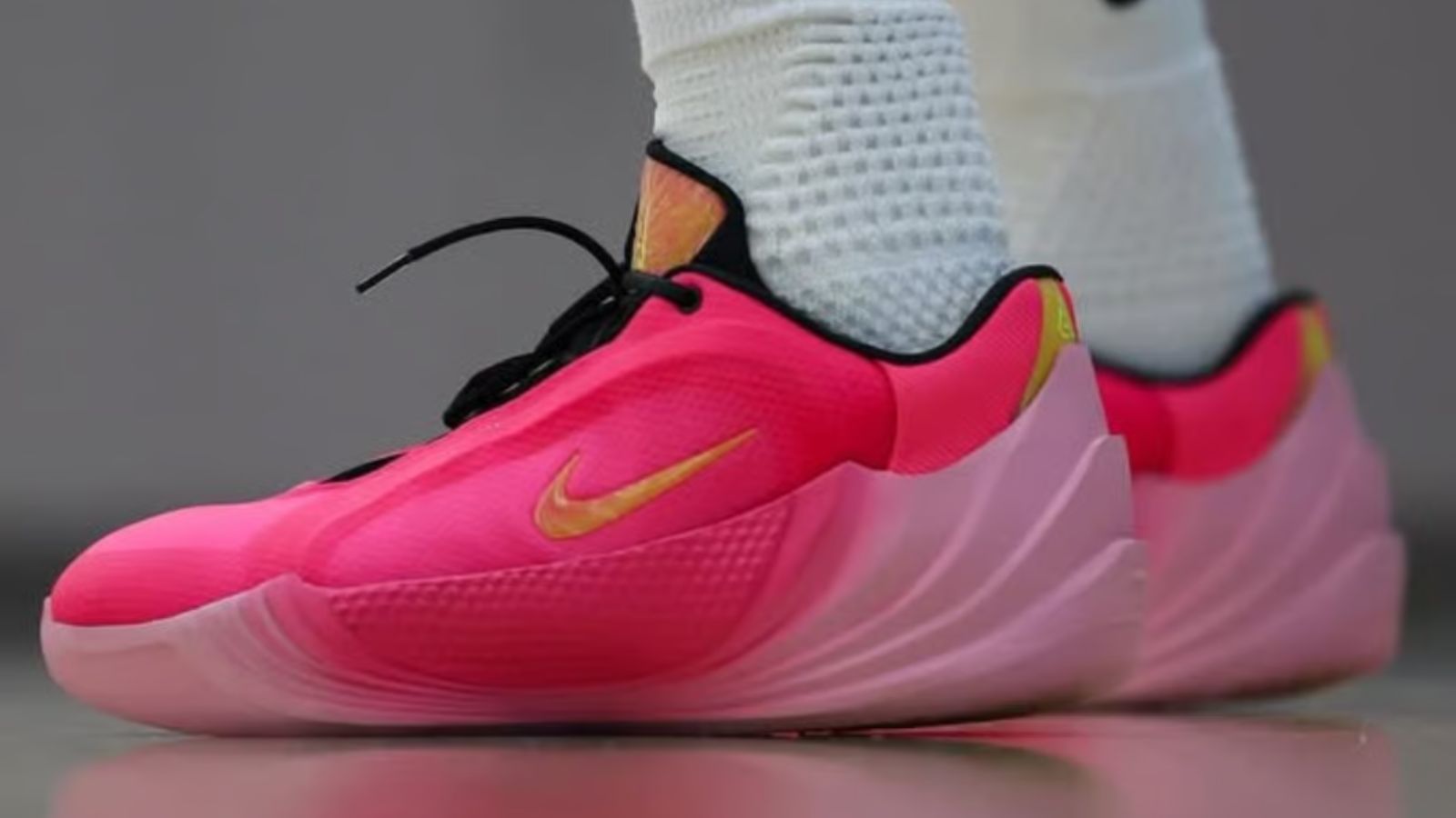 Hinh anh 1: Giannis Antetokounmpo ra mat doi giay Nike Giannis Freak 8 moi nhat