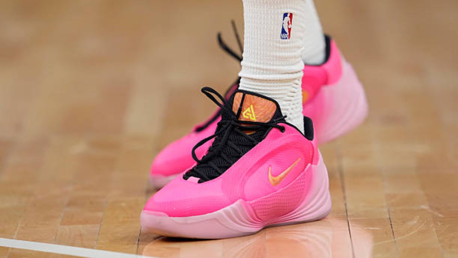 Hinh anh 6: Giannis Antetokounmpo ra mat doi giay Nike Giannis Freak 8 moi nhat