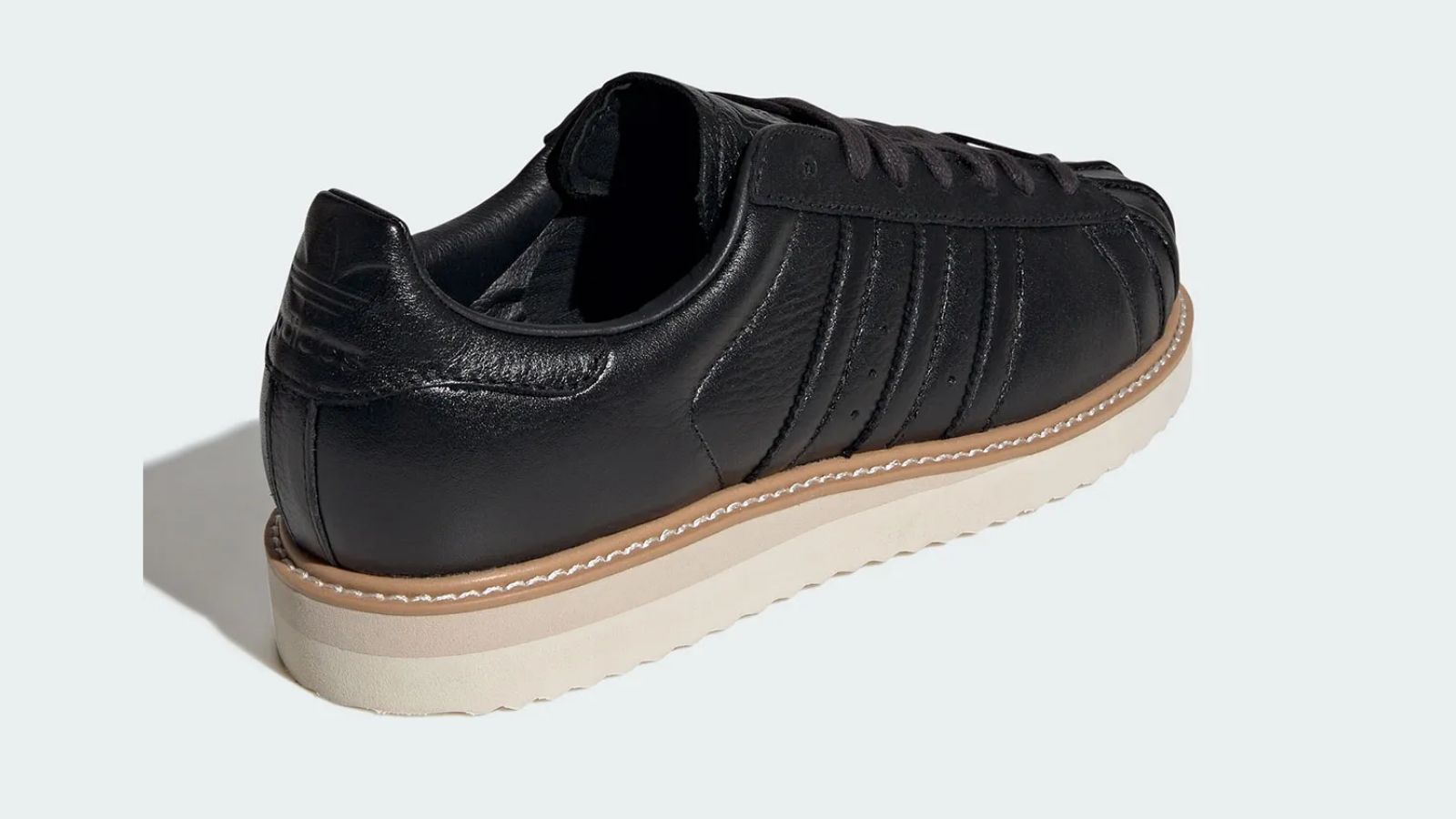 Hinh anh 3: adidas Superstar Lux 2026 mau den, phong cach formal