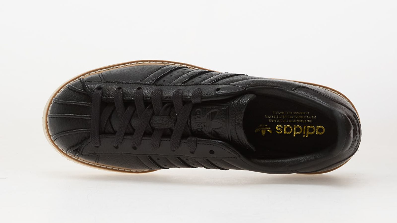 Hinh anh 7: adidas Superstar Lux 2026 mau den, phong cach formal