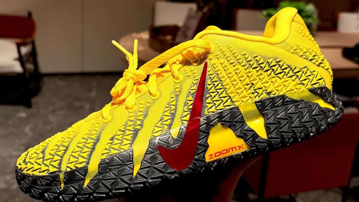 Giay Nike Ja 3 “Let Me Be Ja” phoi mau noi bat