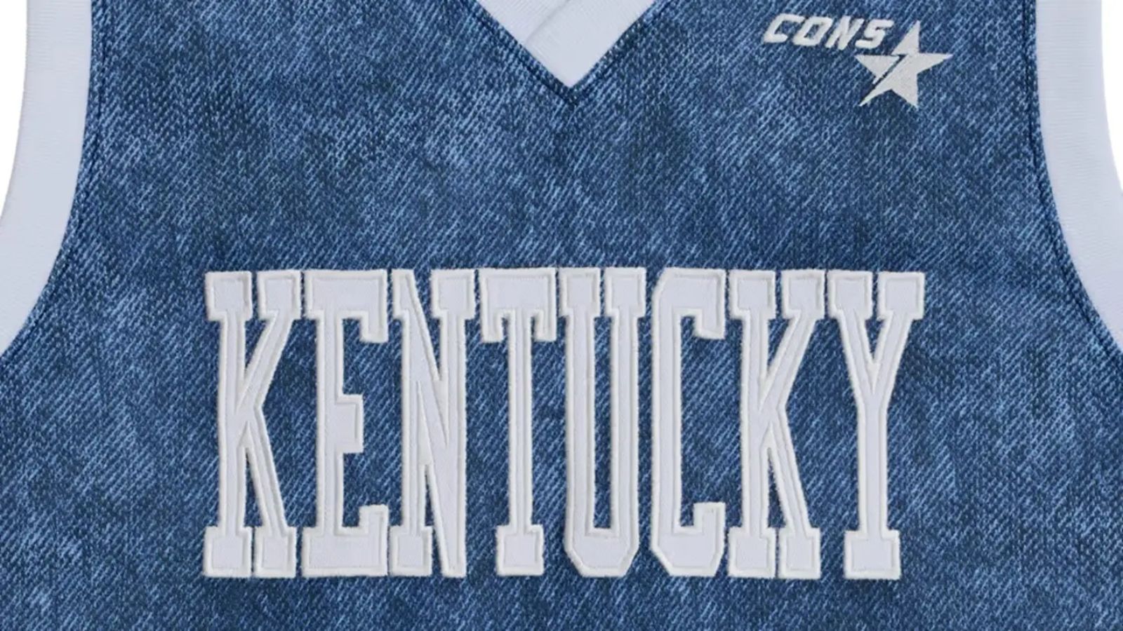 Hinh anh 4: Nike Book 2 Kentucky Wildcats denim voi thiet ke vintage va mau xanh royal noi bat
