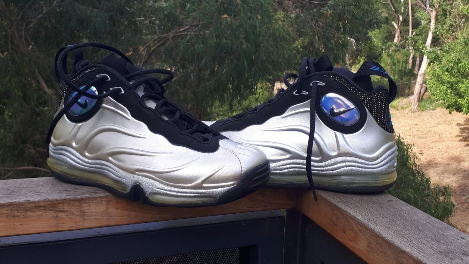 Hinh anh 7: Hinh anh giay Nike Foamposite voi thiet ke tao bao va mau sac noi bat