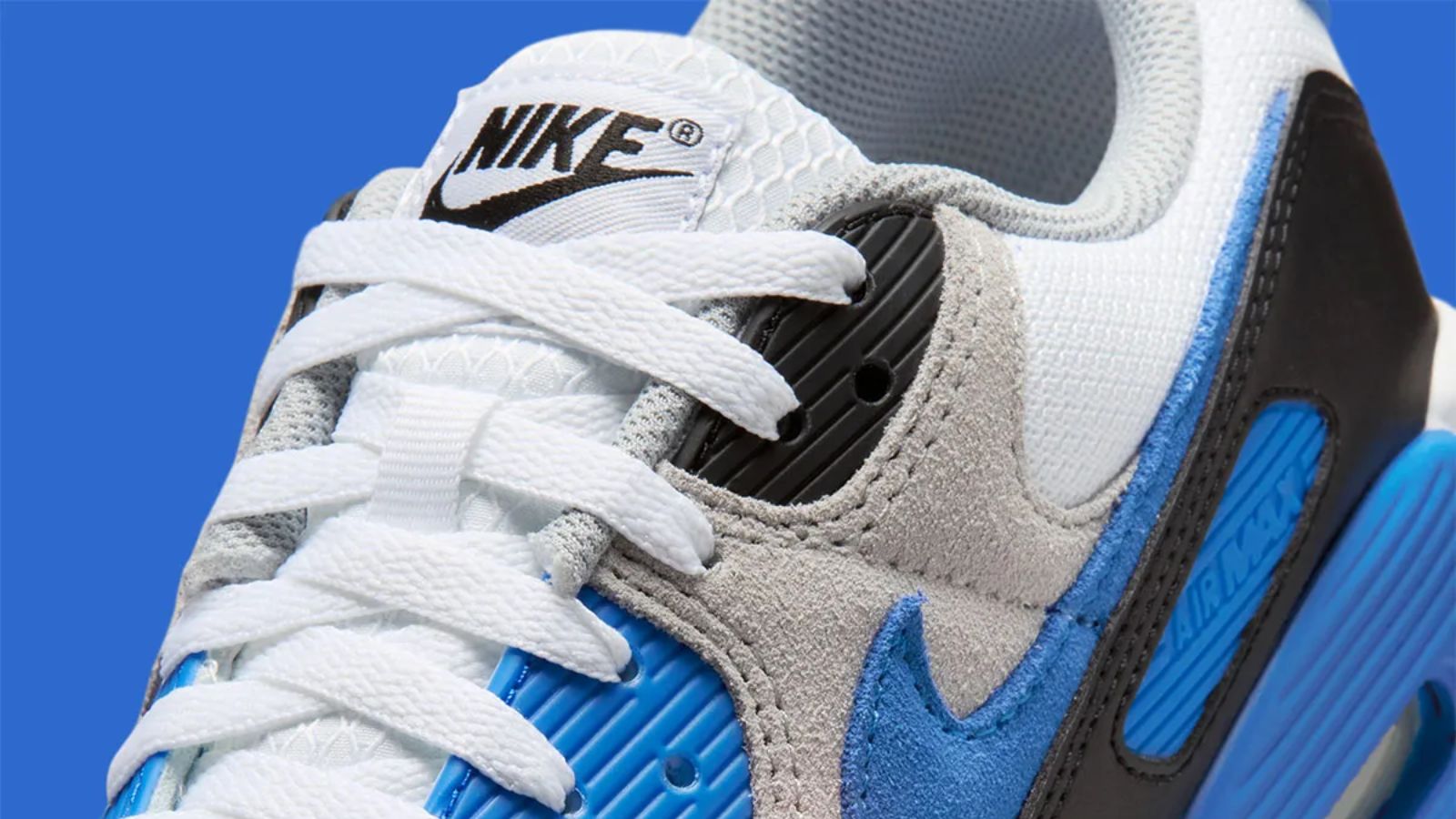 Hinh anh 6: Hinh anh Nike Air Max 90 “Blue Crystal” voi thiet ke co dien va diem nhan xanh duong