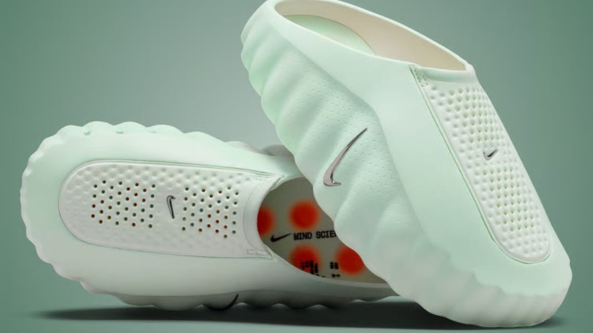 Nike Mind 001 Mule nu Barely Green xanh teal voi thiet ke foam nguyen khoi