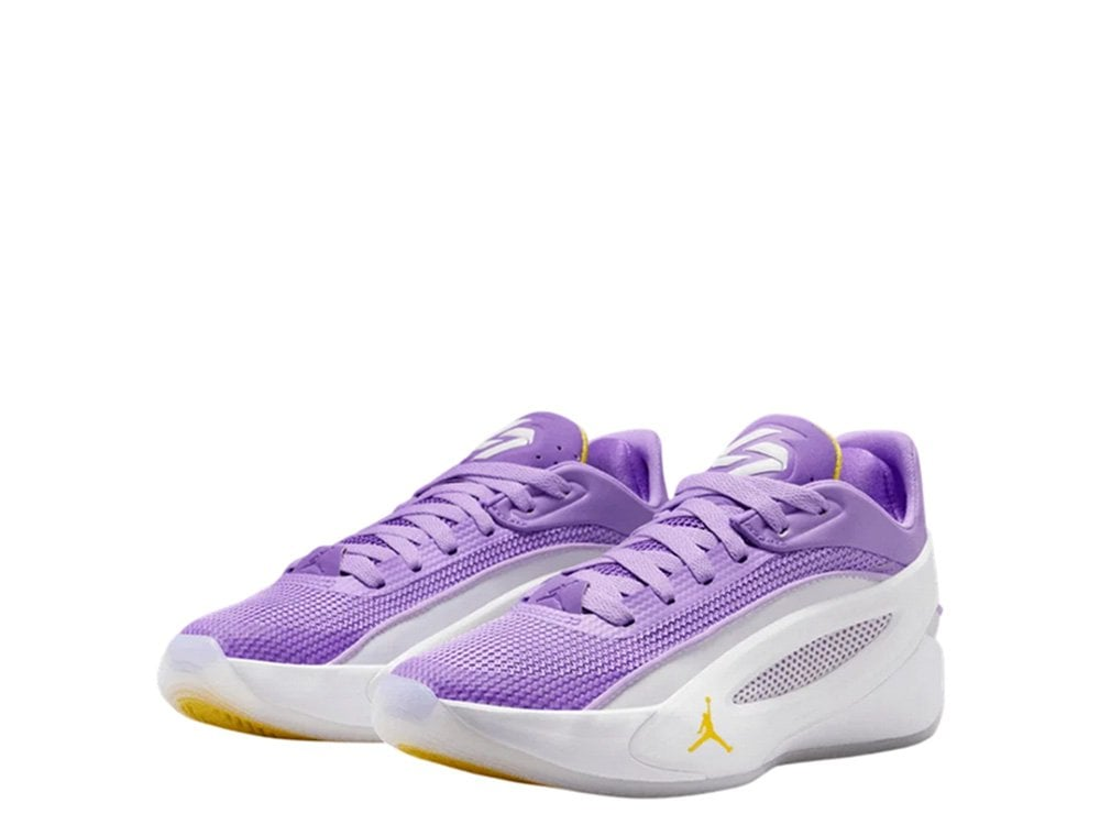 Alternative view of Giày Nike Air Jordan Luka 5 'Lakers' IM5166-101
