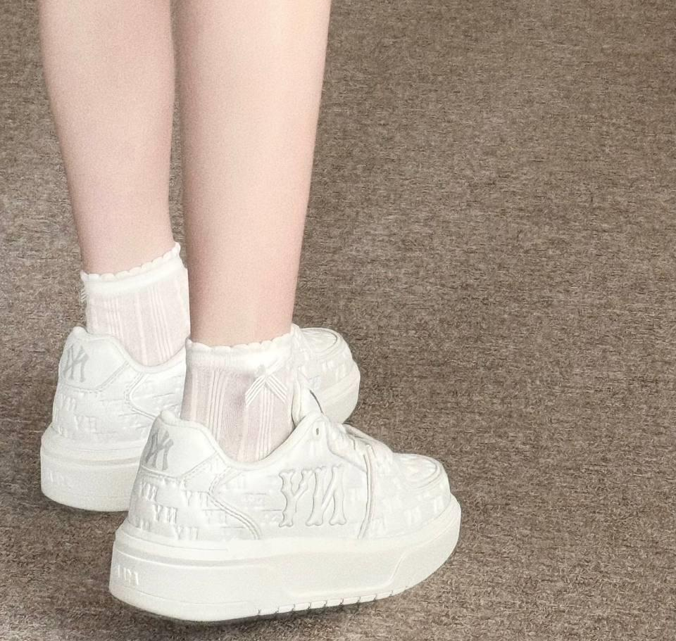 Alternative view of Giày MLB Chunky Liner Embo 'White' 3ASXE015N 50WHS