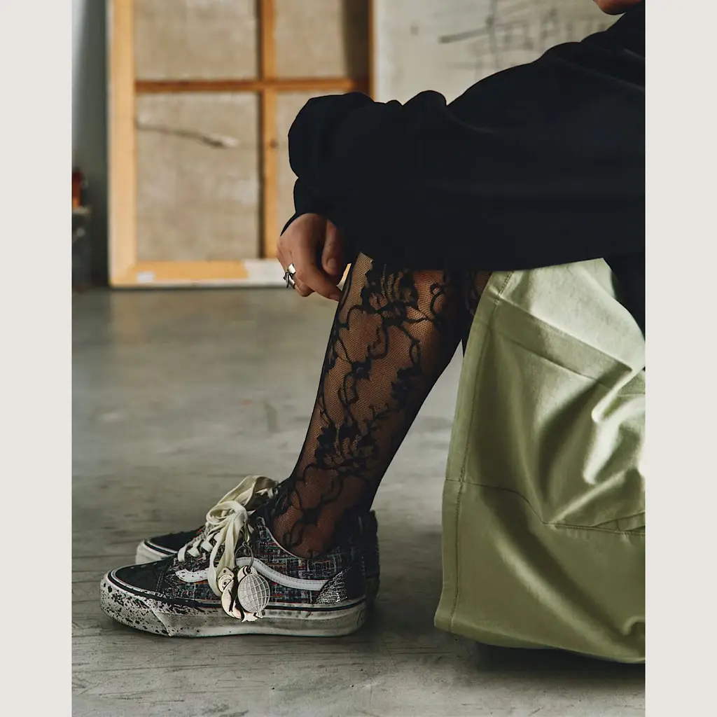 Alternative view of Giày Vans Premium Old Skool 'Charms Black Grey' VN000D9VDE2