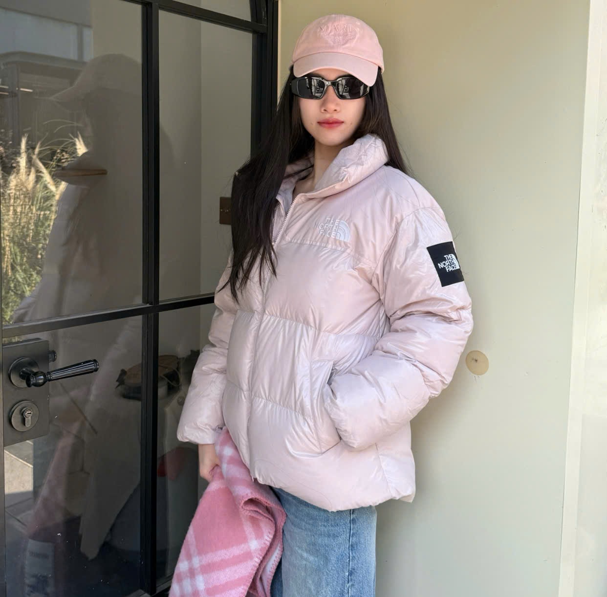 Alternative view of Áo The North Face Label Novelty Nuptse Down 'Light Pink' NJ1DQ96J