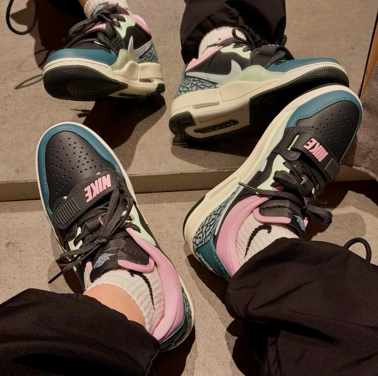 Alternative view of Giày Nike Air Jordan Legacy 312 Low 'Black White Gold' CD7069-007