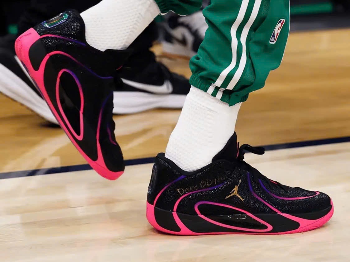 Alternative view of Giày Nike Air Jordan Tatum 4 'Smooth Soul Vol.2' IR0073-003