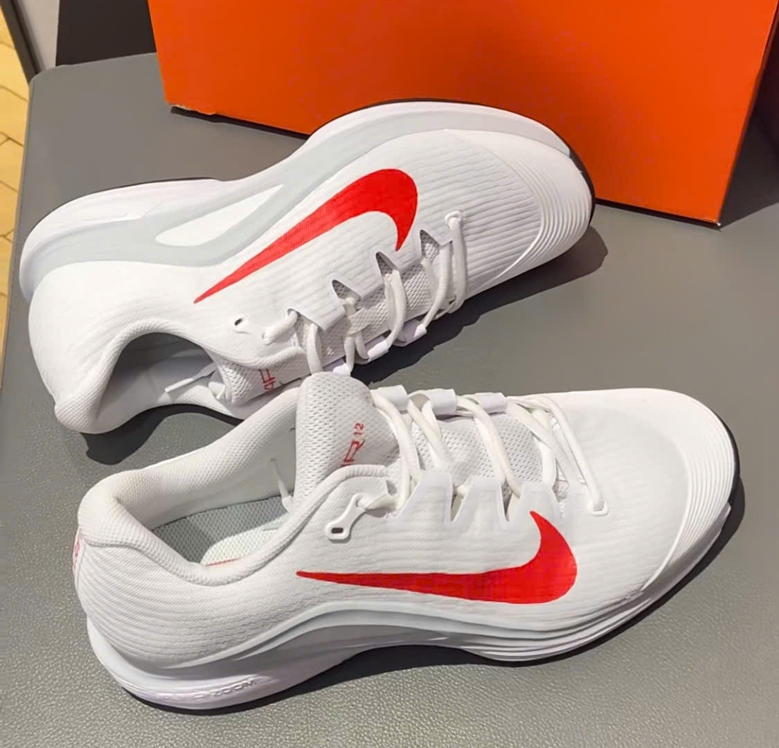 Alternative view of Giày Nike Air Zoom Vapor 12 M 'White Pure Platinum' FV5552-109