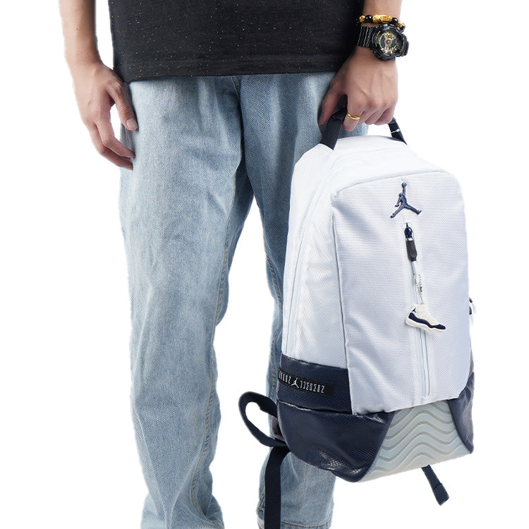 Alternative view of Balo Nike Air Jordan 11 Backpack 'White Obsidian' HA4470-100