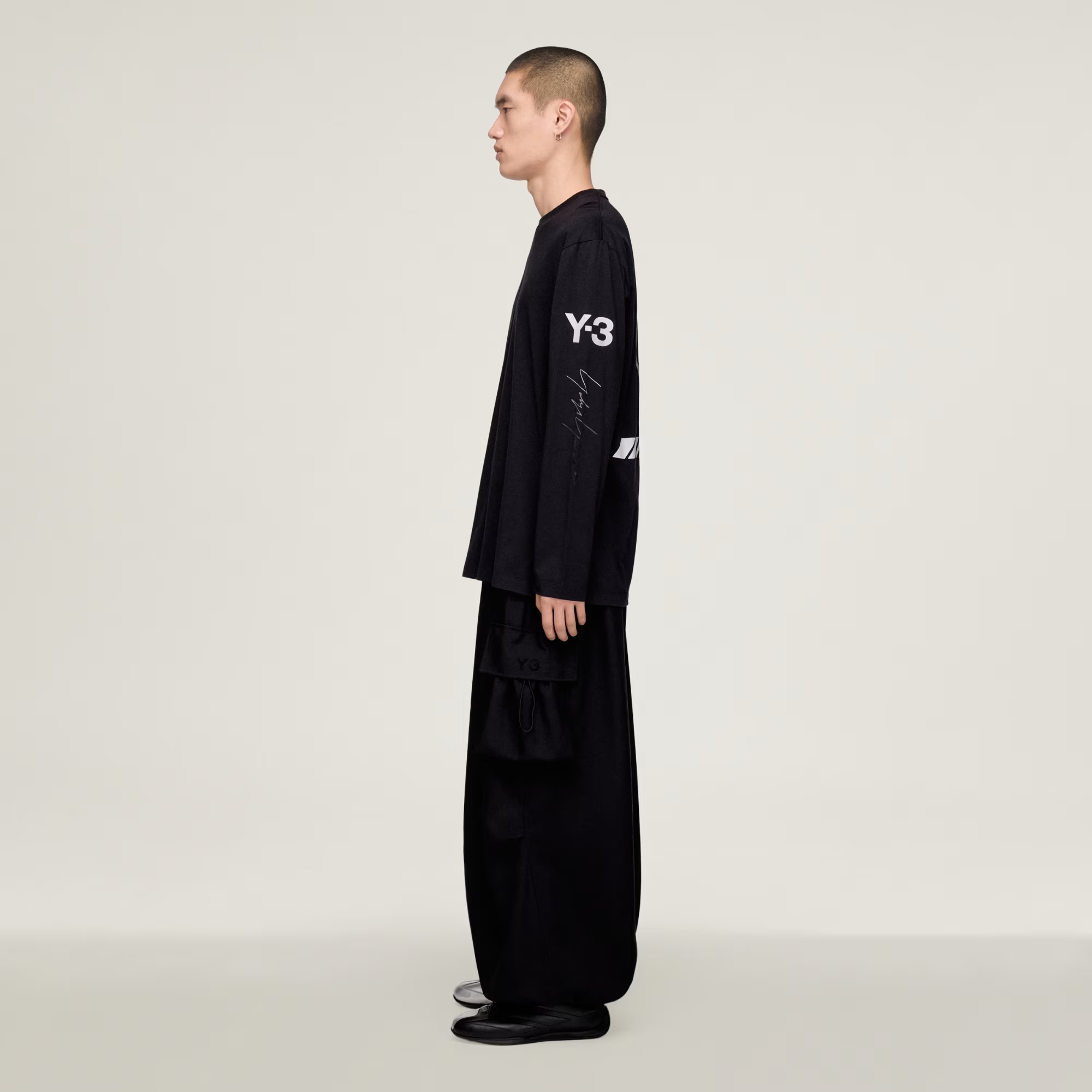 Áo Adidas Y-3 Mercedes Chaos ‘Black’ KR2372 - Ảnh 3