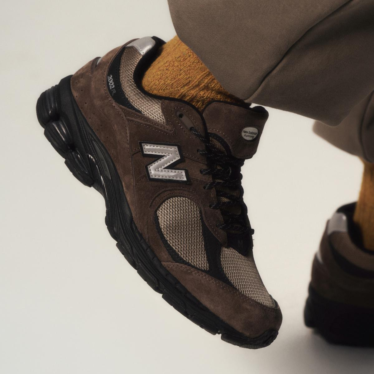 Alternative view of Giày New Balance 2002R 'Dark Mushroom' U2002RAB