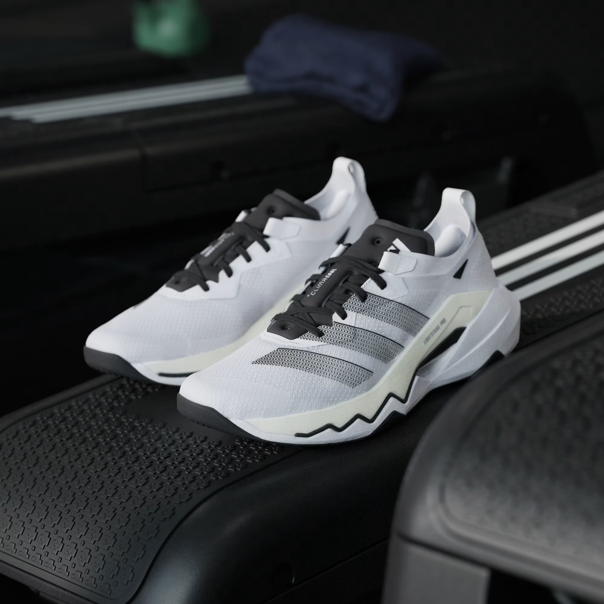 Alternative view of Giày Adidas Rapidmove Pro 'Cloud White' KK3475
