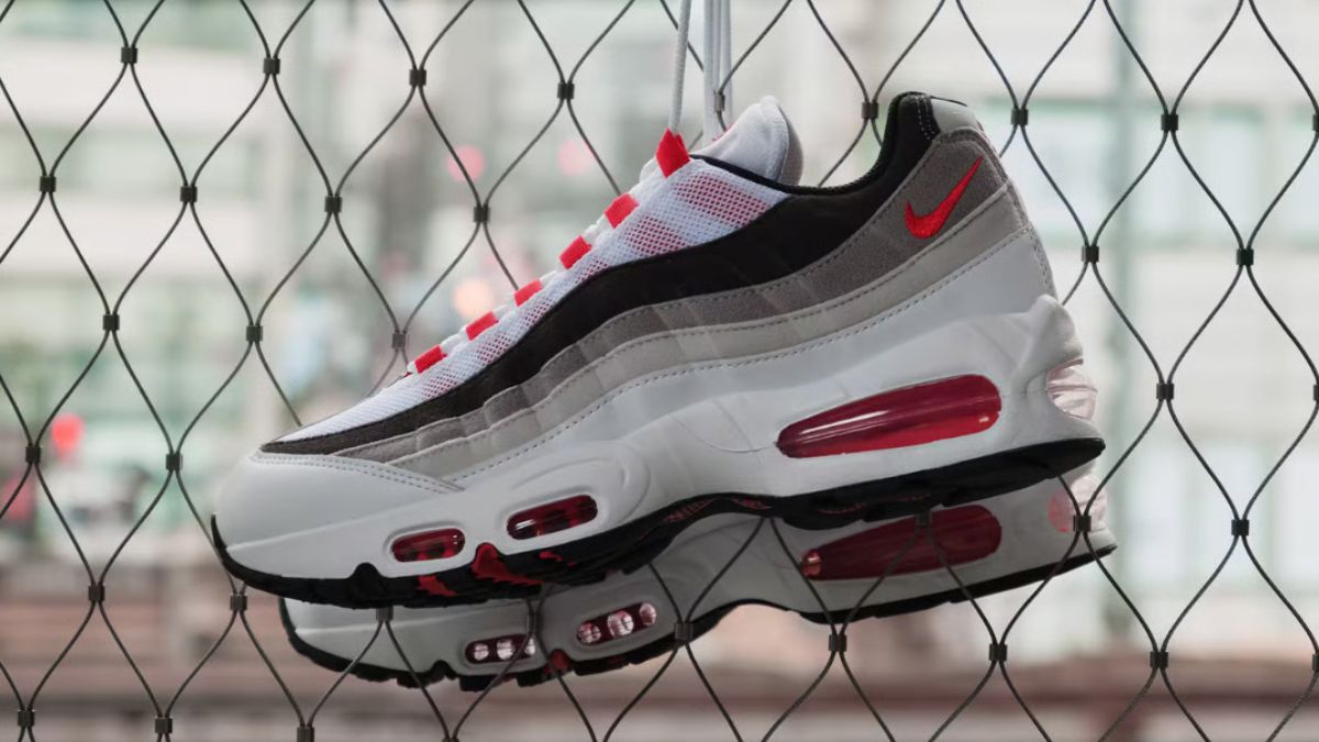 Nike Air Max 95 Comet phien ban OG Big Bubble ra mat tai Nhat Ban