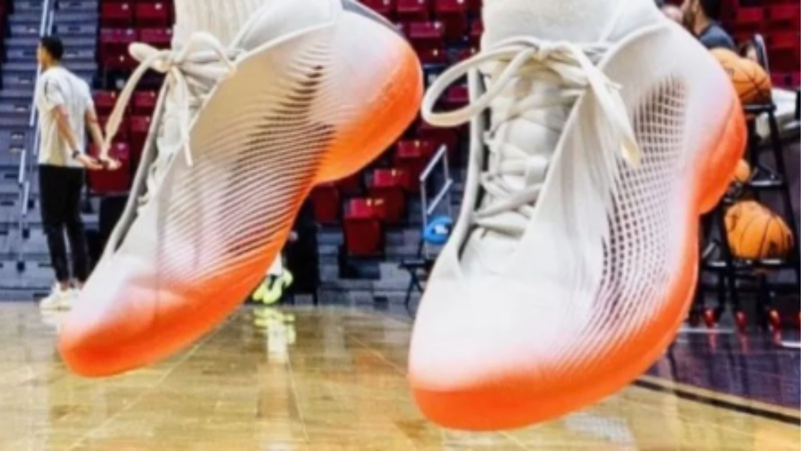 Hinh anh 5: Giay bong ro in 3D adidas Project R.A.P. tren san NCAA