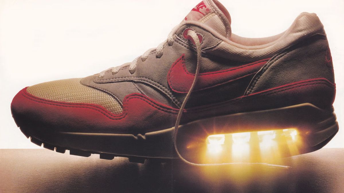 Hinh anh quang cao Nike Air va doi thu canh tranh tu thap nien 80