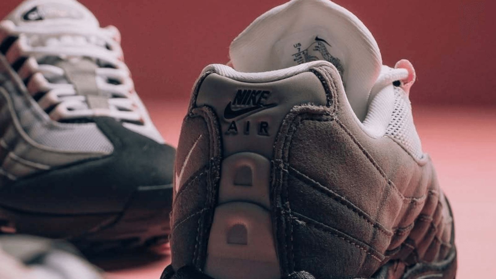 Hinh anh 3: Giay Nike Air Max 95 ‘Pink Foam’ voi thiet ke mau hong noi bat