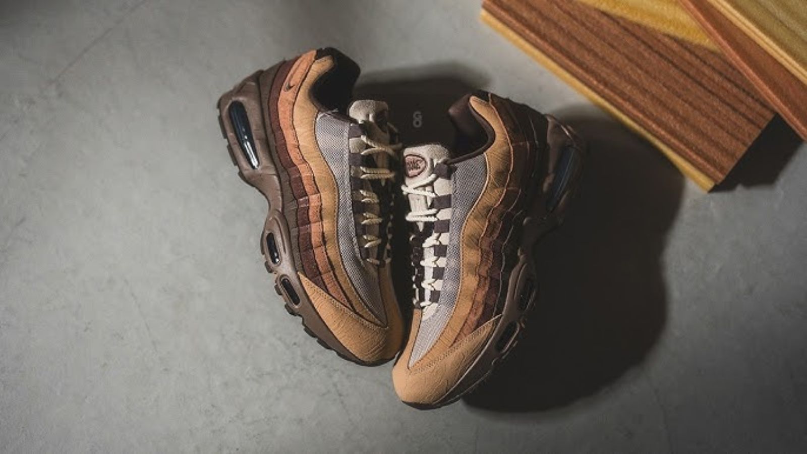 Hinh anh 7: Air Max 95 'The Woods' va 'Lumber Yard' ton vinh san bong Oregon Ducks