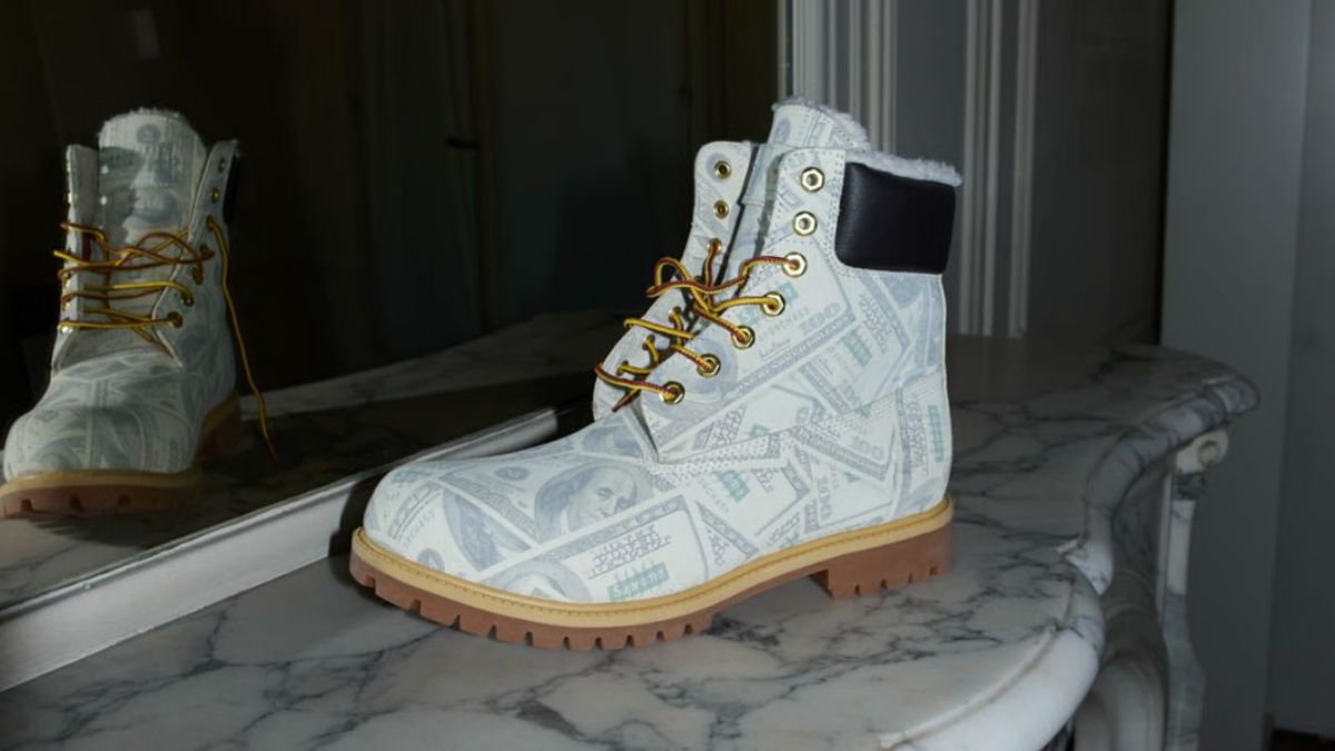 Phien ban Timberland 6-Inch Boot phu hoa tiet tien do tu MM6 Maison Margiela va Supreme